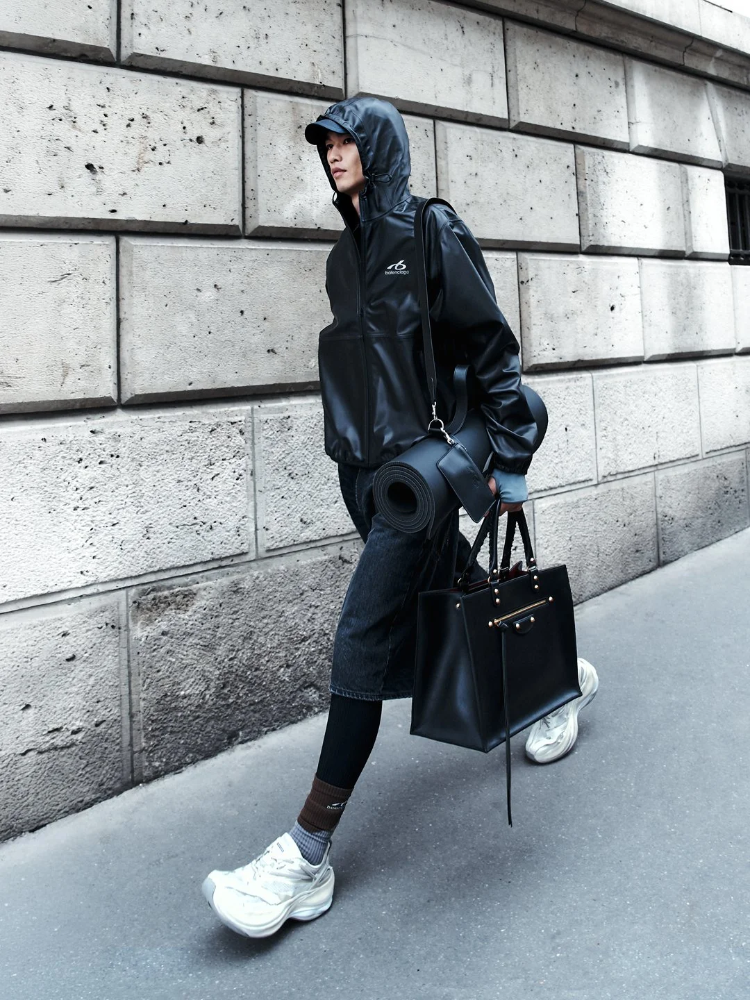 【非売品】balenciaga ノベルティ 雑誌 Balenciaga: Techwear Wellness Launch — RODEO DRIVE